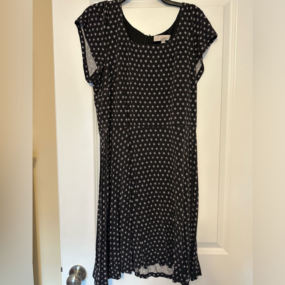 Ann Taylor Loft dress 👗